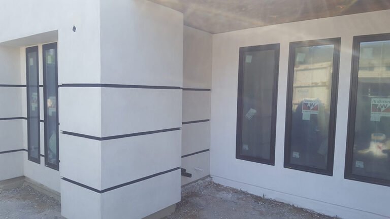 custom-home-smooth-stucco-10